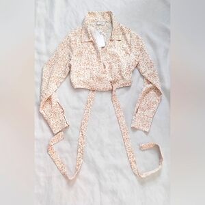 NWT! Leopard Print Sage The Label Cropped Cross Tie-Cuff Blouse Size Sma…